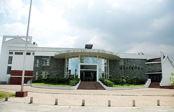 深圳清潔公司-超市保潔細節(jié)注意事項